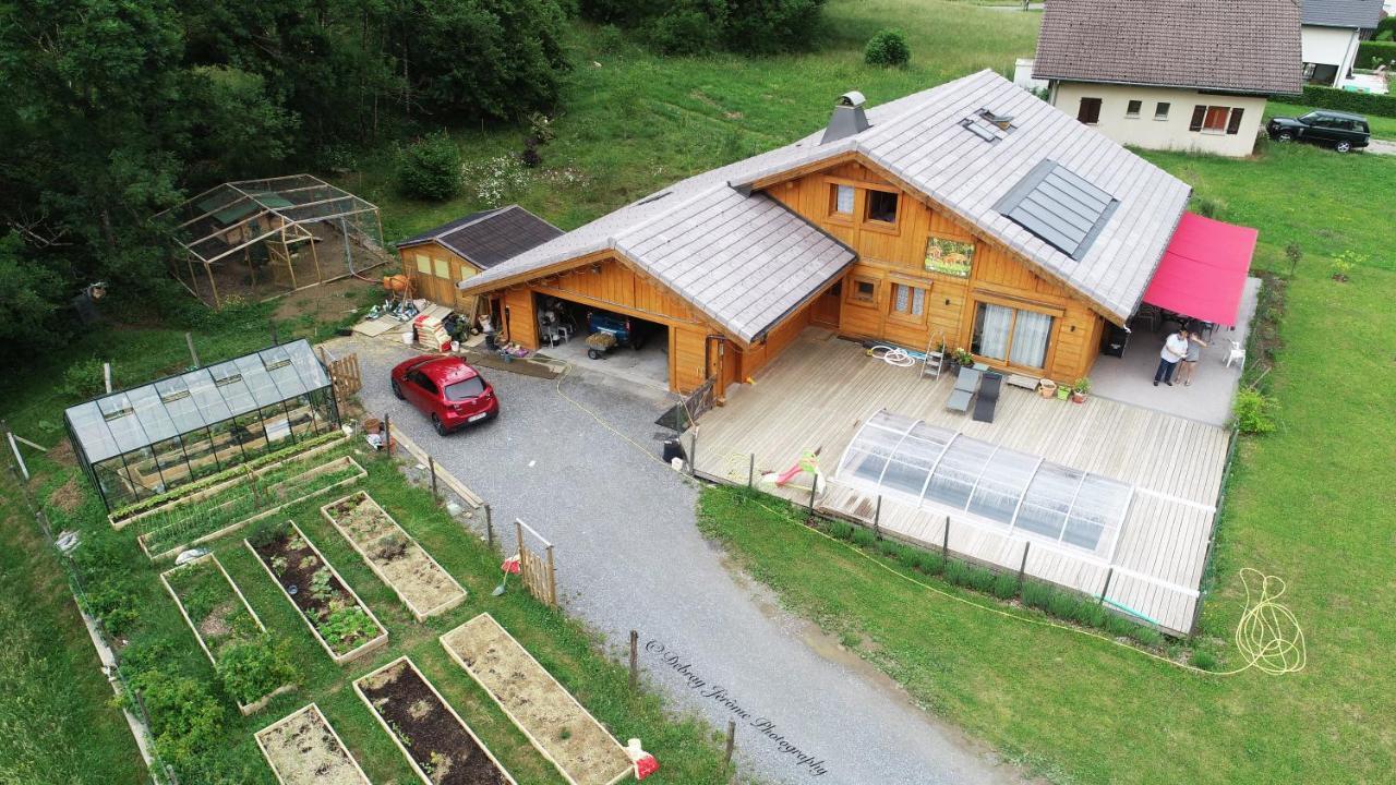 Chalet Aux 3 Biches Mieussy Exterior photo