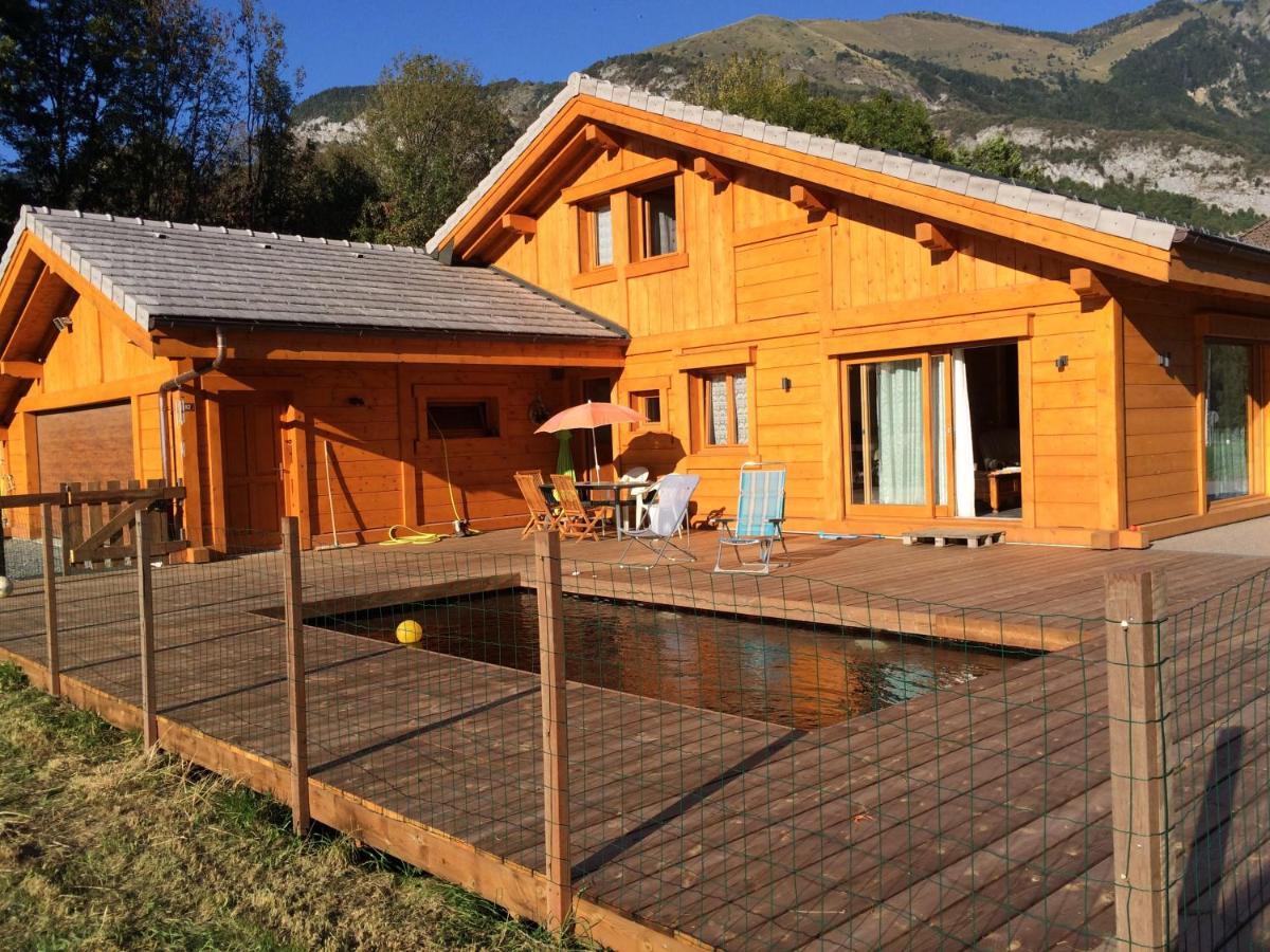 Chalet Aux 3 Biches Mieussy Exterior photo